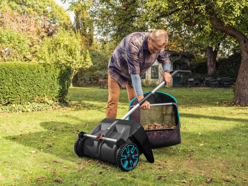 Gardena rankinis lapų ir vejos surinktuvas su reguliuojamu šlavimo aukščiu 03565-88