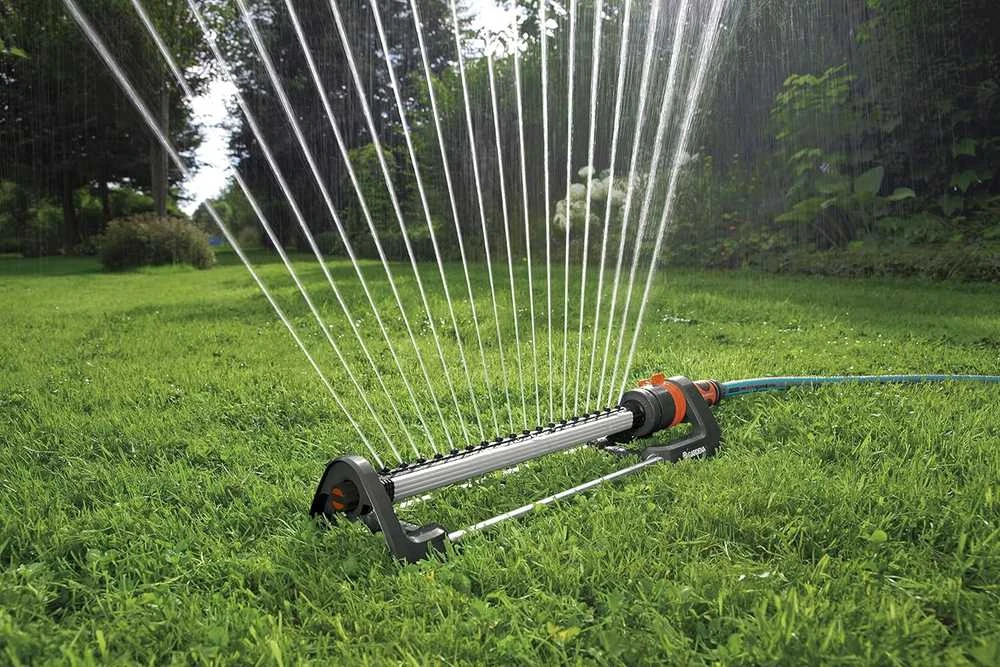 Gardena svyruojantis purkštuvas "Aqua L"