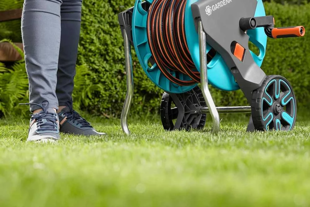 Gardena žarnos vežimėlis AquaRoll M Easy, komplektas 20 m