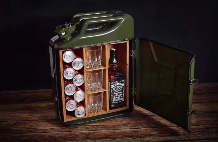 HoliDom mini baras kanistro formos 20 l su 3 viskio stiklinėmis, žalias