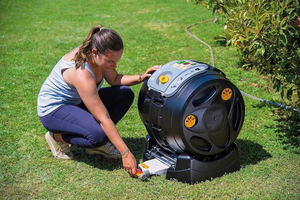 Hozelock EasyMix 2 viename sukamas kompostavimo dėžė