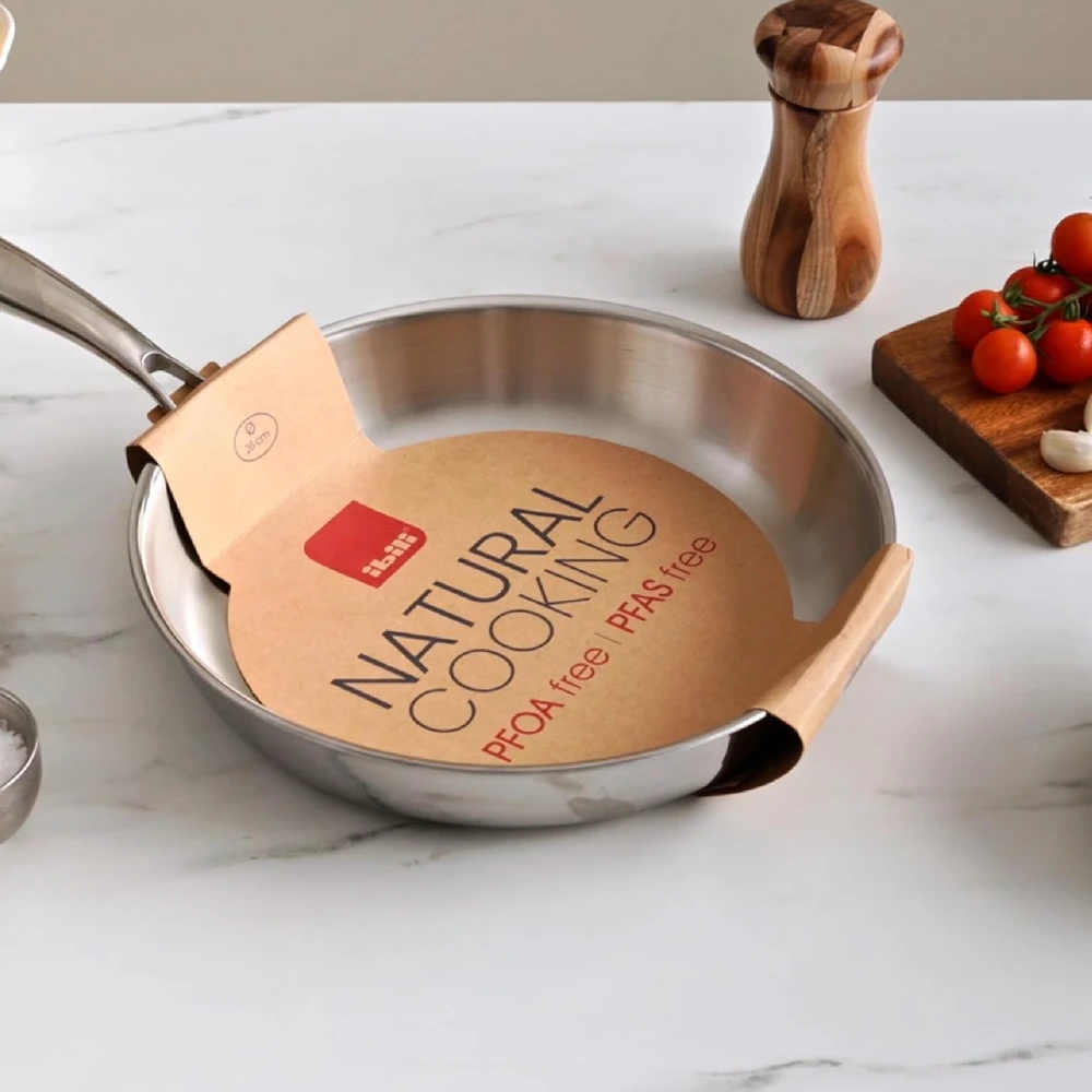 IBILI trijų sluoksnių nerūdijančio plieno keptuvė be dangos, 28 cm, Triply Natural 652928