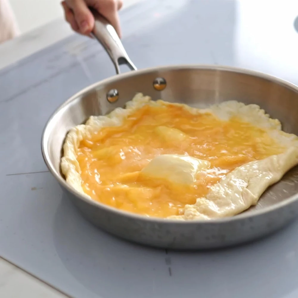 IBILI trijų sluoksnių nerūdijančio plieno keptuvė be dangos, 28 cm, Triply Natural 652928