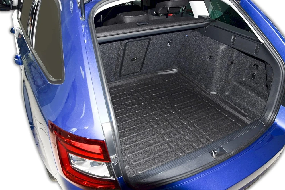 J&J AUTOMOTIVE guminis bagažinės kilimėlis Skoda Octavia III Combi 2013–2020 TLSK101522