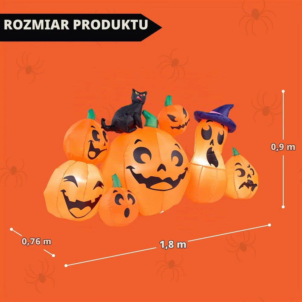 Joiedomi pripučiama Helovino kiemo dekoracija su moliūgais, juodu katinu ir LED 31649