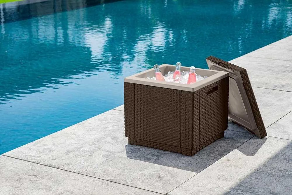 Curver Sodo stalas - daiktadėžė Ice Cube, rudas