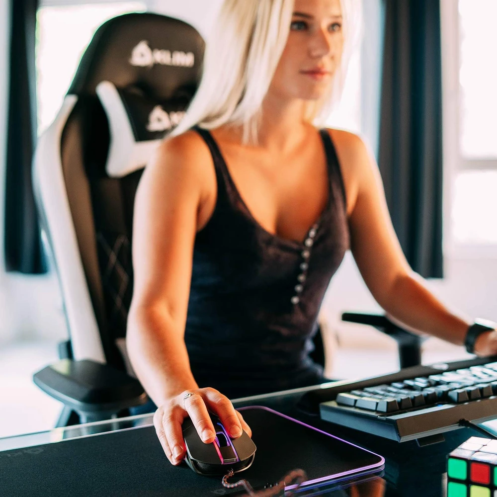 KLIM žaidimų pelė Aim su USB, RGB apšvietimu, 7000 DPI ir 7 mygtukais KLGL-AIM-GRY-1