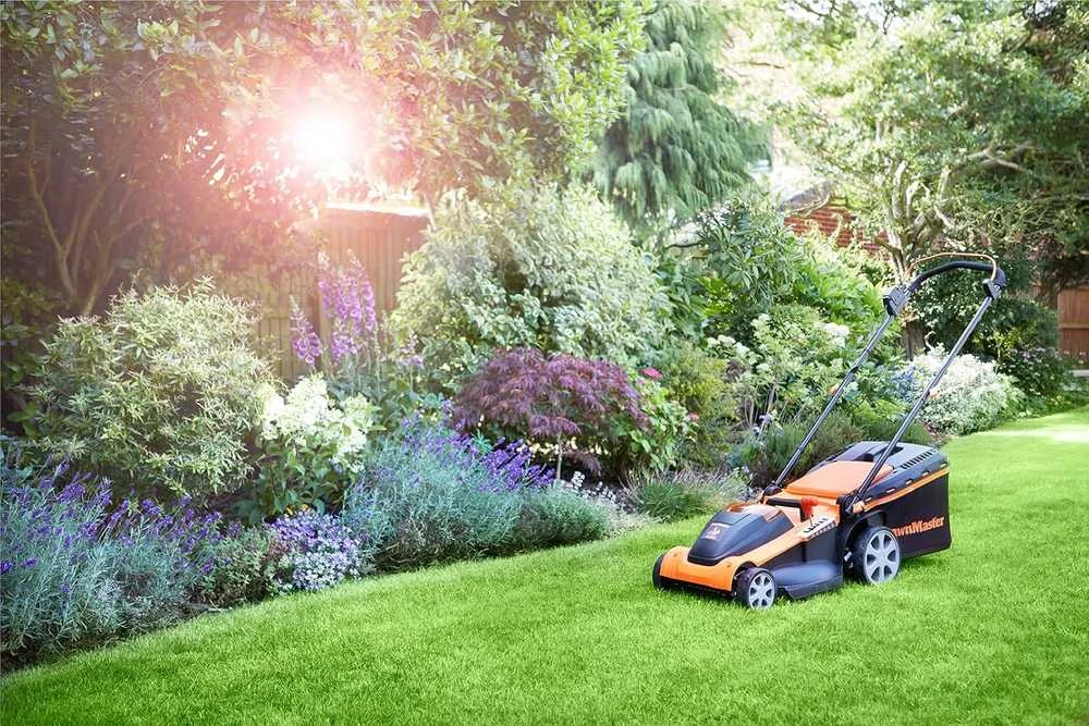 Lawnmaster akumuliatorinė vejapjovė, 41 cm pjovimo plotis, 48 V, bešepetėlinis variklis, CLMF4841E-03
