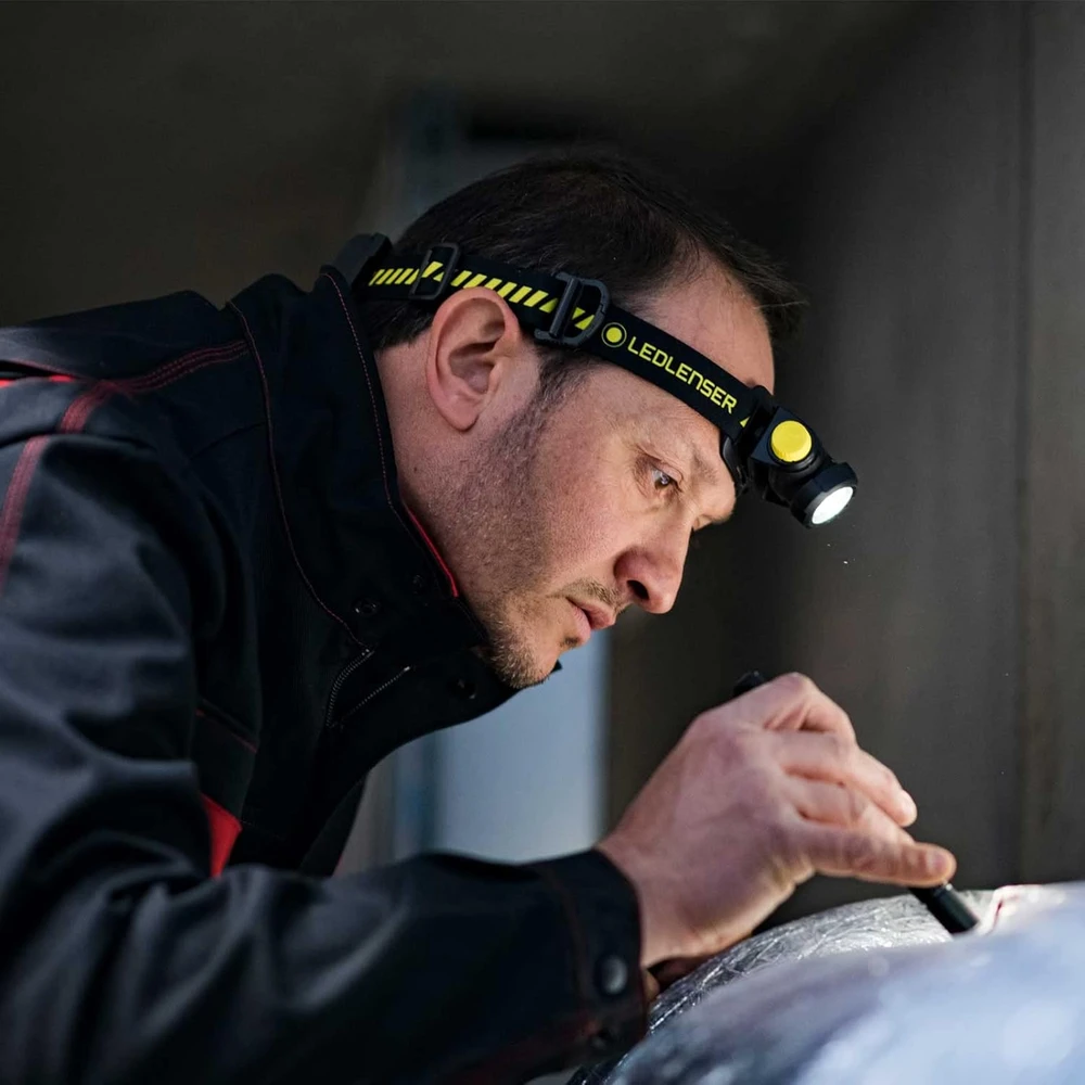 LED Lenser Darbinis Žibintuvėlis - Ledlenser H15R 2500 Liumenų 250m Spindulys Įkraunamas
