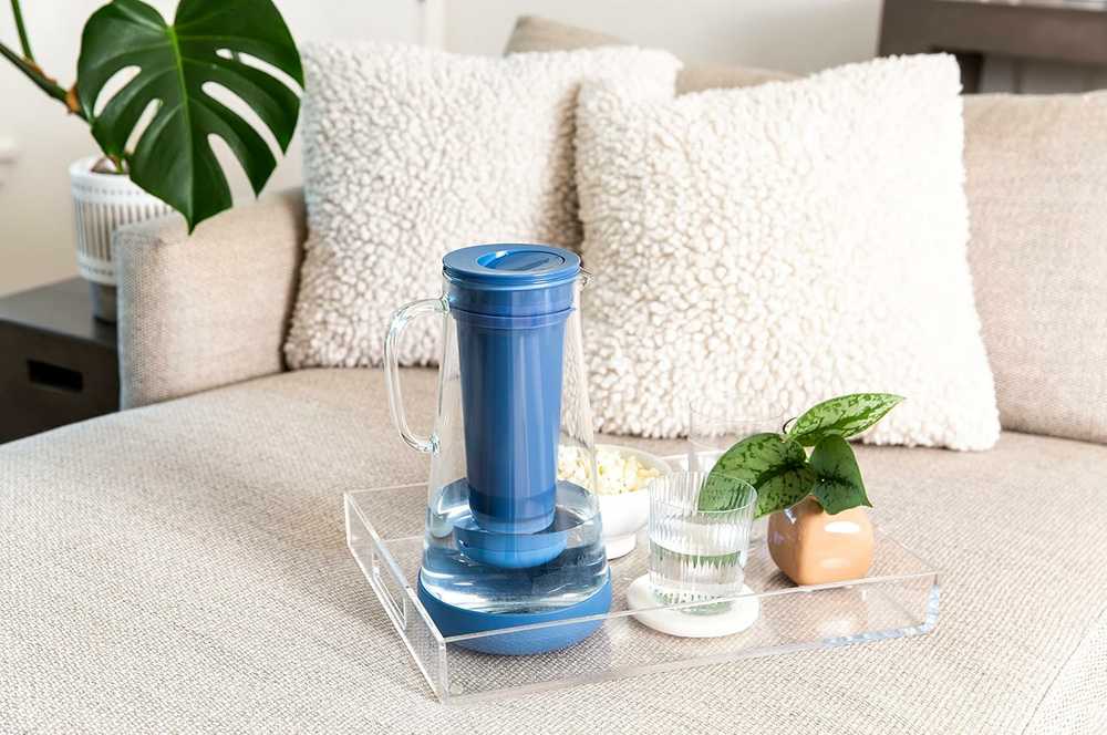 LifeStraw vandens filtruojantis ąsotis, stiklinis, 7 puodelių talpa, silikoniniu pagrindu, LSH7GLSSB21