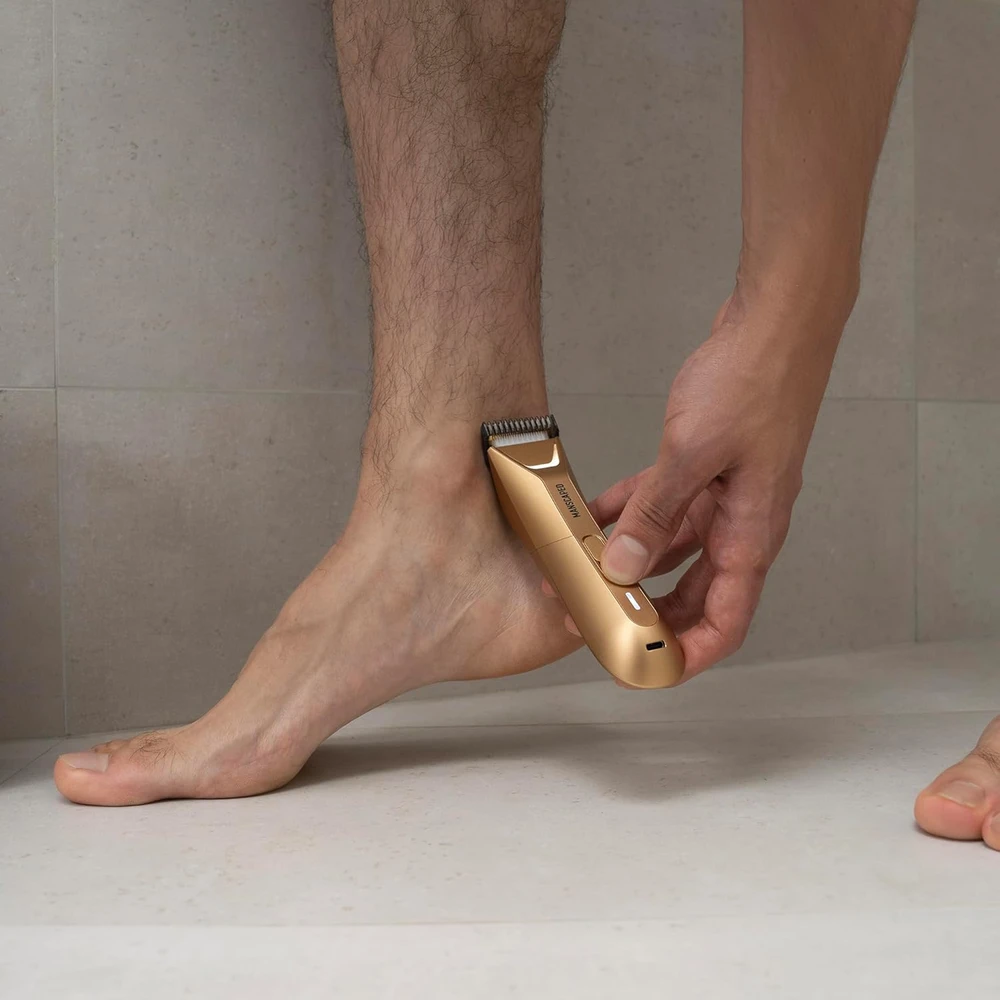 MANSCAPED kūno ir intymios zonos kirpimo aparatas su SkinSafe dviguba galvute, akumuliatorinis, vandeniui atsparus, Lawn Mower 5.0 ULTRA