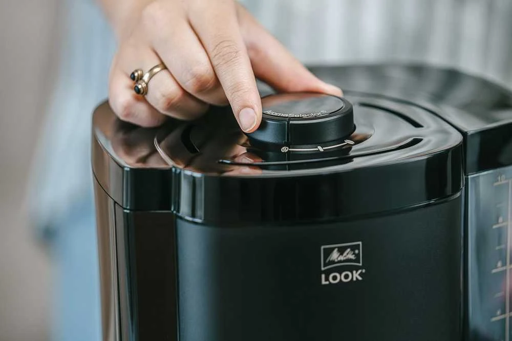 Melitta Look Therm lašinis kavos aparatas su terminiu ąsočiu, 1,25 l, 1080 W, juodas