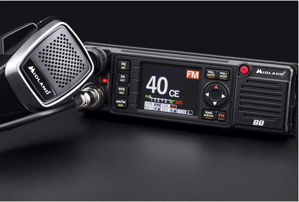 Midland CB radijo stotelė M-88 C1435 su 40 kanalų, AM/FM ir 12/24 V maitinimu