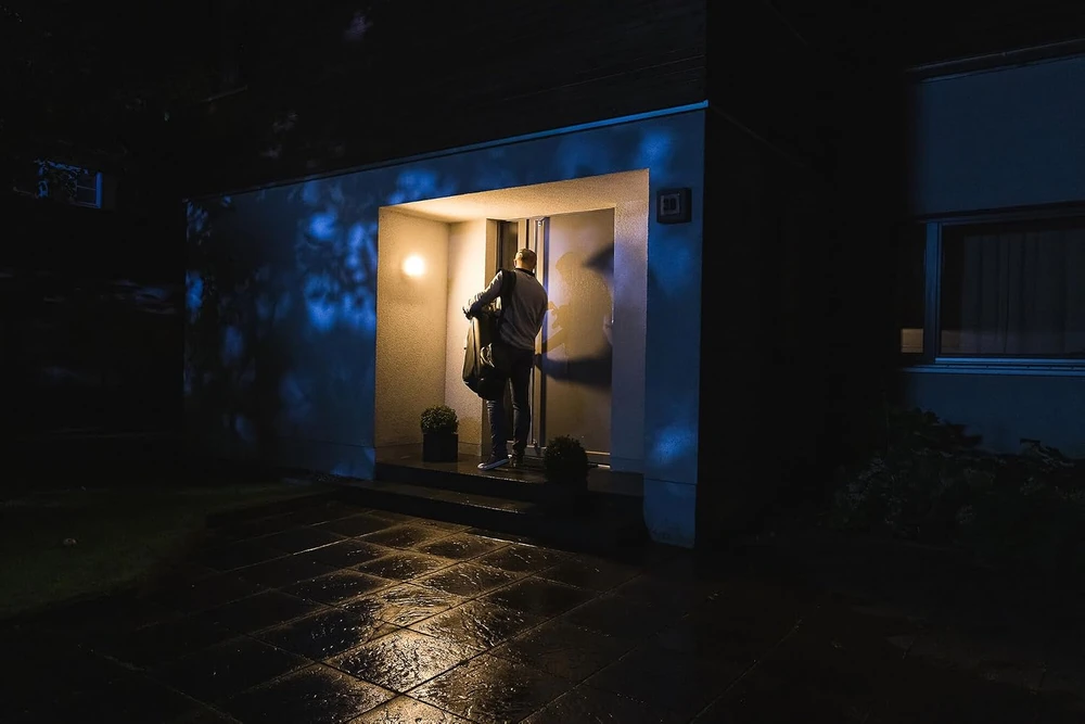 OSRAM išmanusis lauko sieninis LED šviestuvas su HD kamera, Wi-Fi ir judesio jutikliu 4099854474910