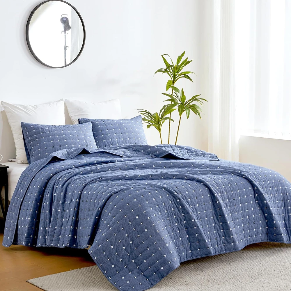 Rankšluostis Qucover dygsniuotos lovatiesės komplektas, 269 × 243 cm, džinsinė mėlyna, medvilnė, 3 dalių rinkinys, kryžminių siūlių raštas