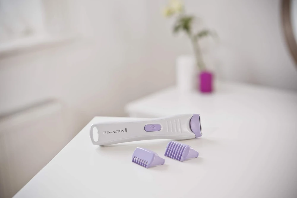 Remington BKT4000 bikinio zonos skustuvas „Wet & Dry“ Violetinė, Balta