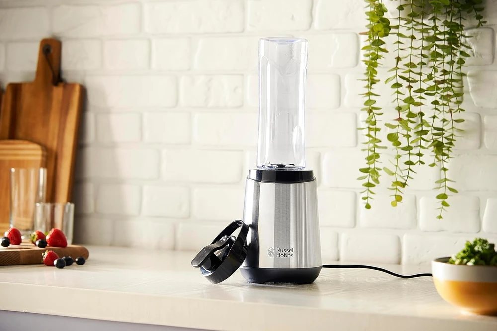 Russell Hobbs personalinis trintuvėlis smoothie, 300 W, 600 ml indas, nerūdijančio plieno peiliai, Mix&Go 23472-56