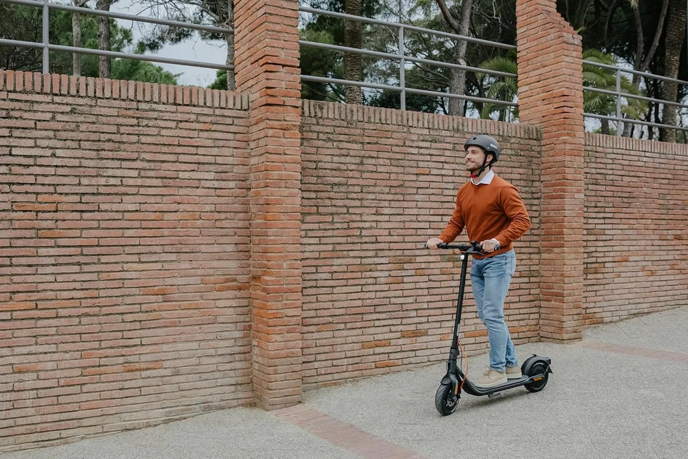Segway Ninebot KickScooter F2 PRO