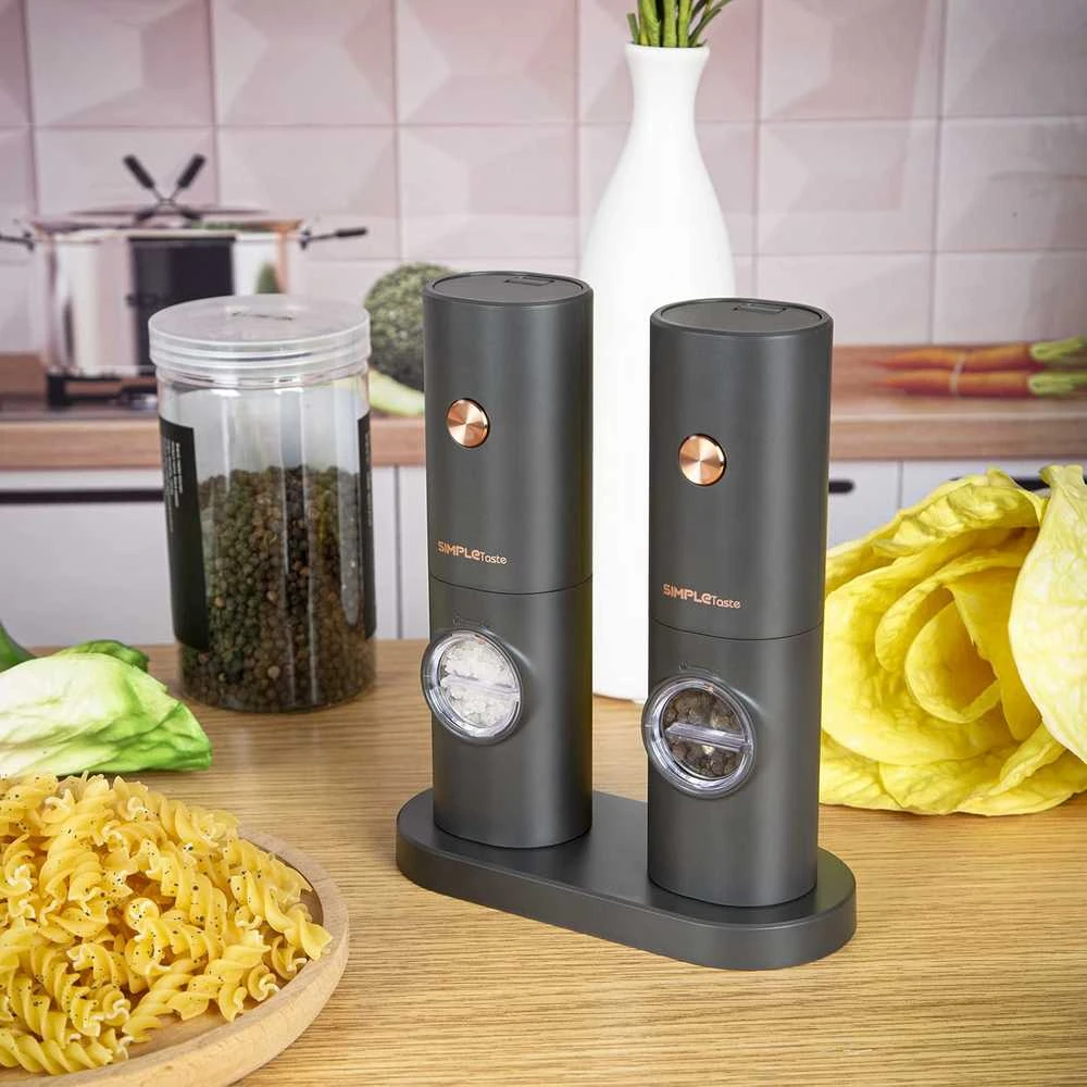 SIMPLETASTE Druskos ir pipirų malūnėlių rinkinys