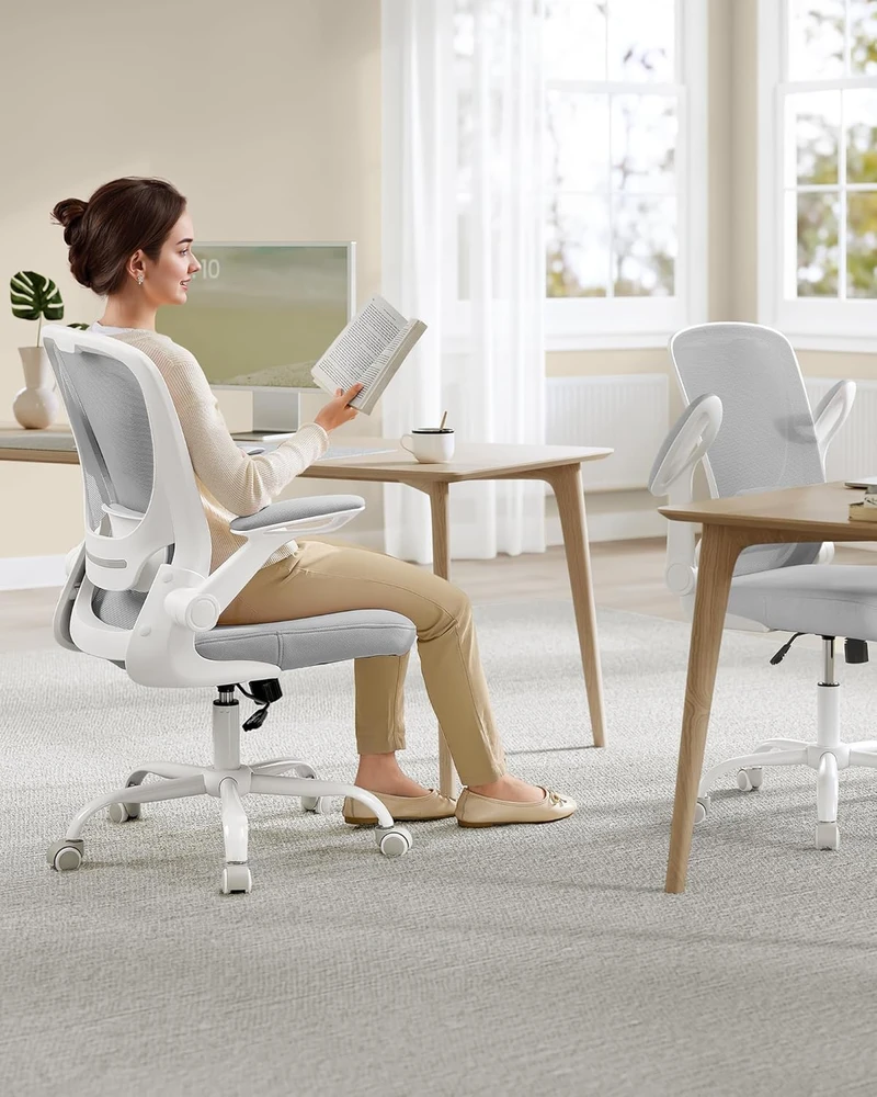 Songmics Ergonomiška biuro kėdė su tinkleliu ir 53 cm sėdyne šviesiai pilka