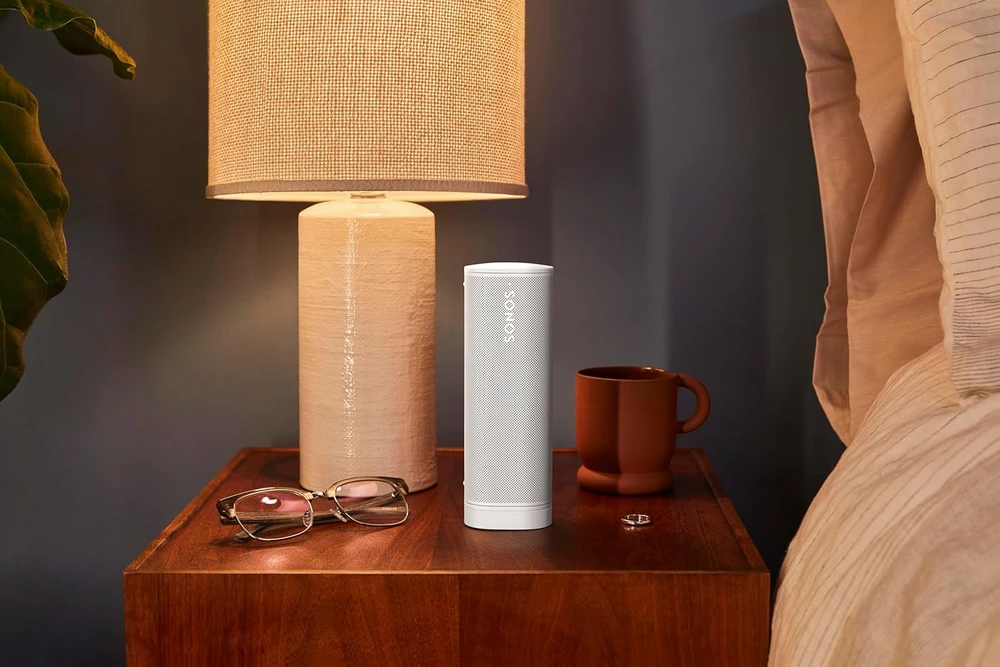 Nešiojama kolonėlė Sonos Roam 2, Baltos spalvos