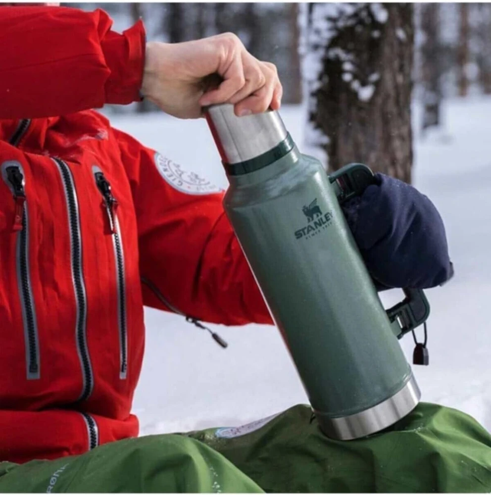 Stanley nerūdijančiojo plieno termosas 0,75 l, 20 val., Classic Legendary Bottle