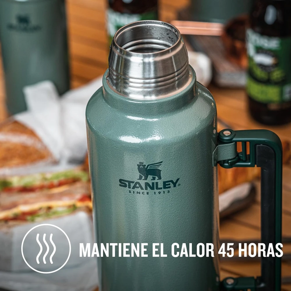 Stanley nerūdijančiojo plieno termosas 0,75 l, 20 val., Classic Legendary Bottle