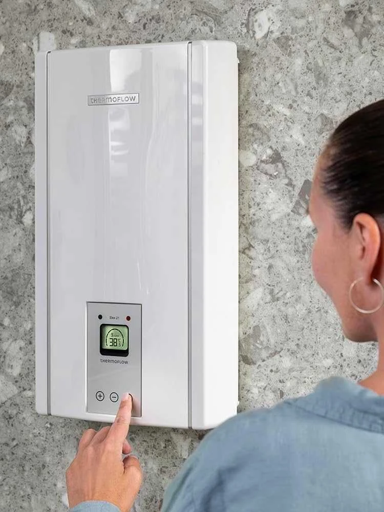 Thermoflow momentinis vandens šildytuvas 21 kW 400 V sieninis modelis ELEX21