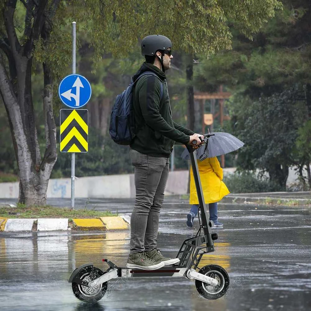 TODIMART elektrinis paspirtukas, 48 V 10,4 Ah baterija, 800 W variklis, 10 colių ratai, sulankstomas, juodas/oranžinis