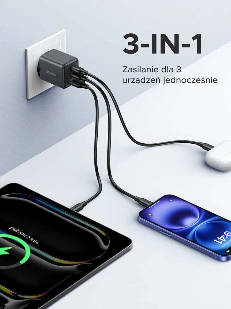 UGREEN 30W GaN II 3 lizdų USB-C / USB-A sieninis įkroviklis, juodas