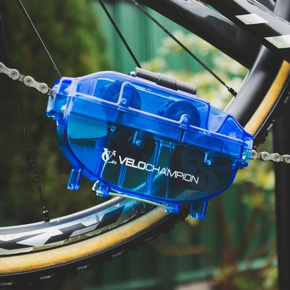 VeloChampion dviračio grandinės valymo įrankis su 4 ritinėliais ir kempine, tinka visiems dviračio tipams 1301