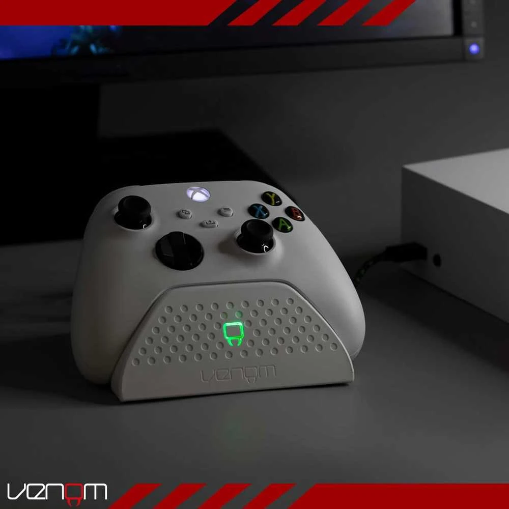 VENOM Doko stotelė XBOX Series / XBOX One balta padai + baterija