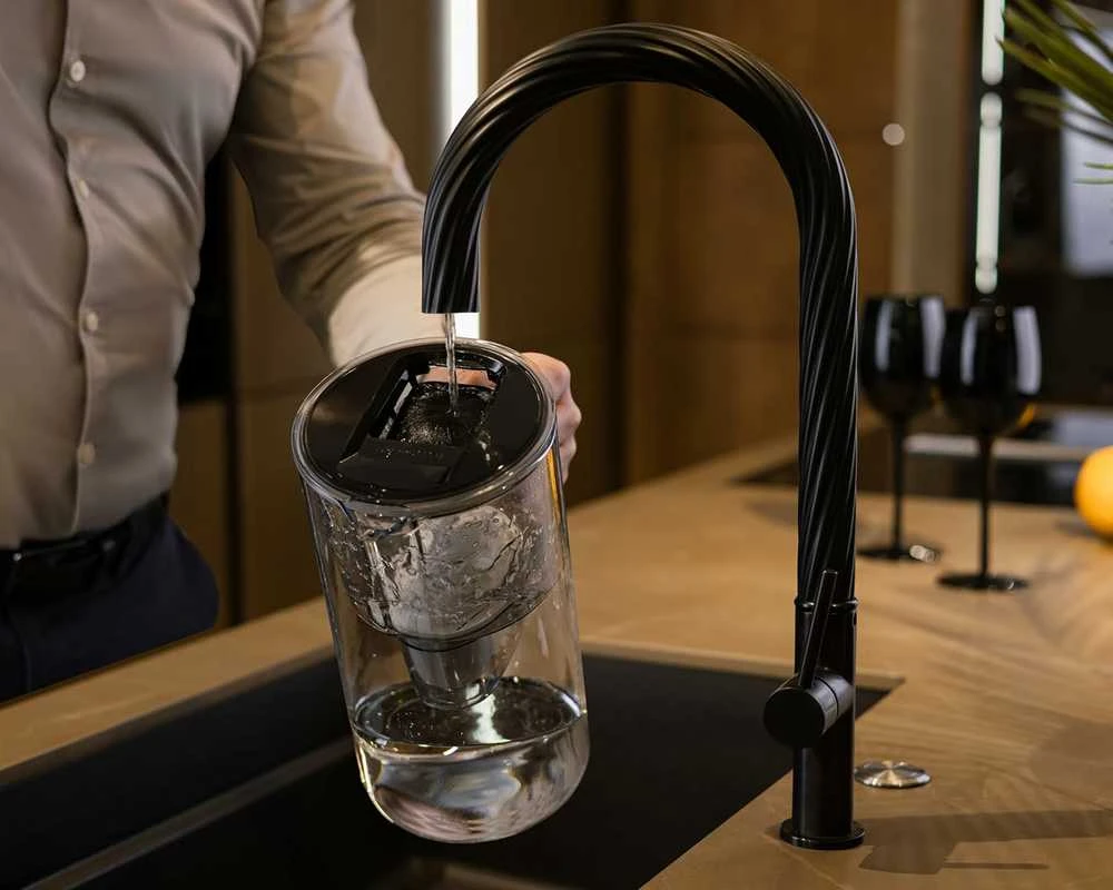 Wessper stiklinė vandens karafė su filtru, 3L, karščiui atsparus stiklas, juoda, WES201-BK-S