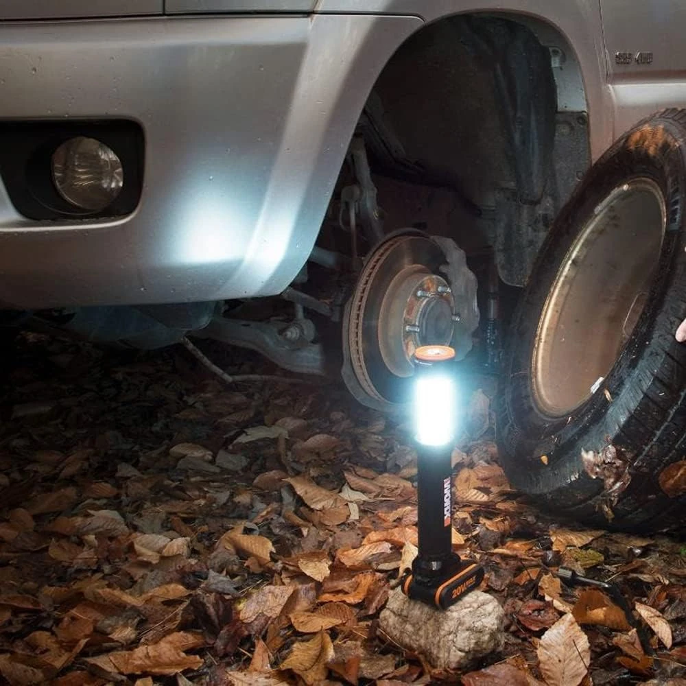 WORX daugiafunkcinė LED lempa, 20V, 120–510 liumenų, WX027.9