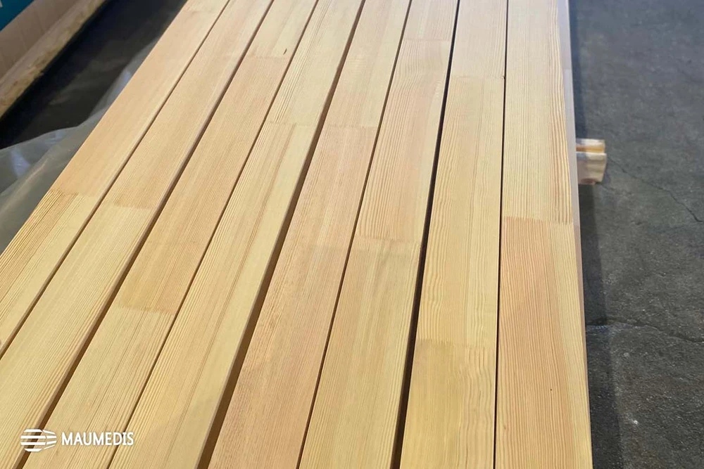 Klijuotas pušies tašas langams 96x86x6000