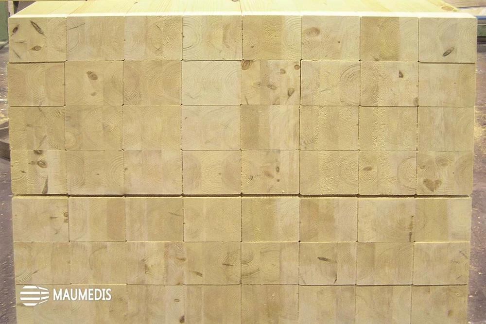 Klijuoti Eglės medienos konstrukciniai brusai 100x100x6000