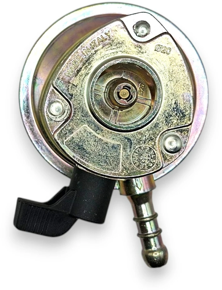 28 mbar butano dujų slėgio reguliatorius 20 mm Clip-On su 8 mm žarnos jungtimi