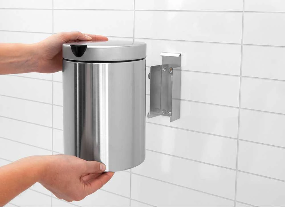 Brabantia Newicon montuojama ant sienos šiukšlių dėžė 3 L
