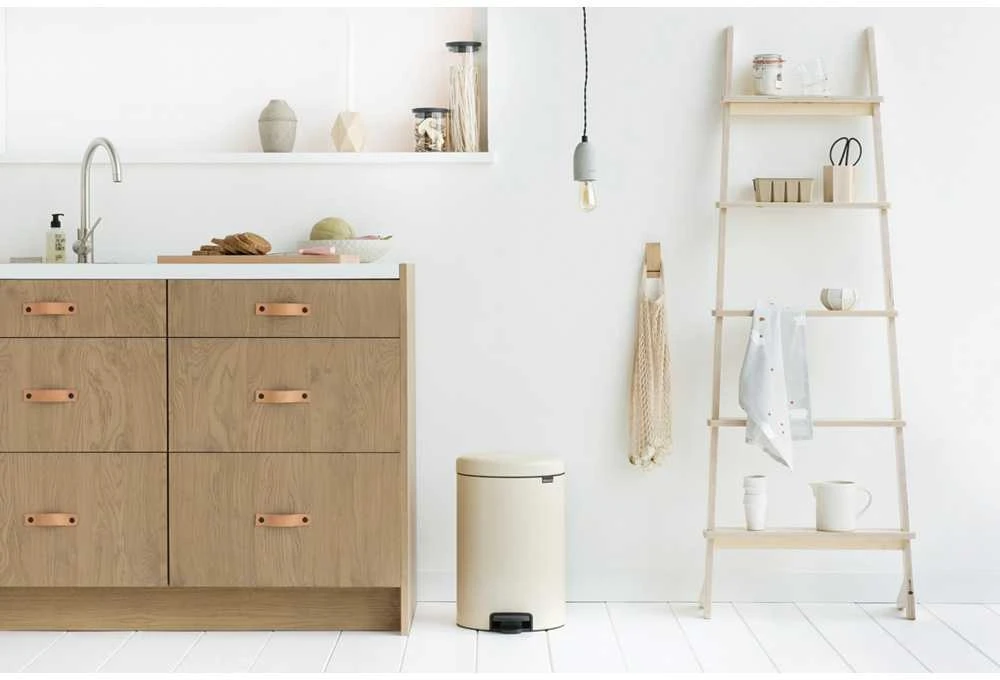 Brabantia Šiukšlių dėžė atidaroma koja, 20 L