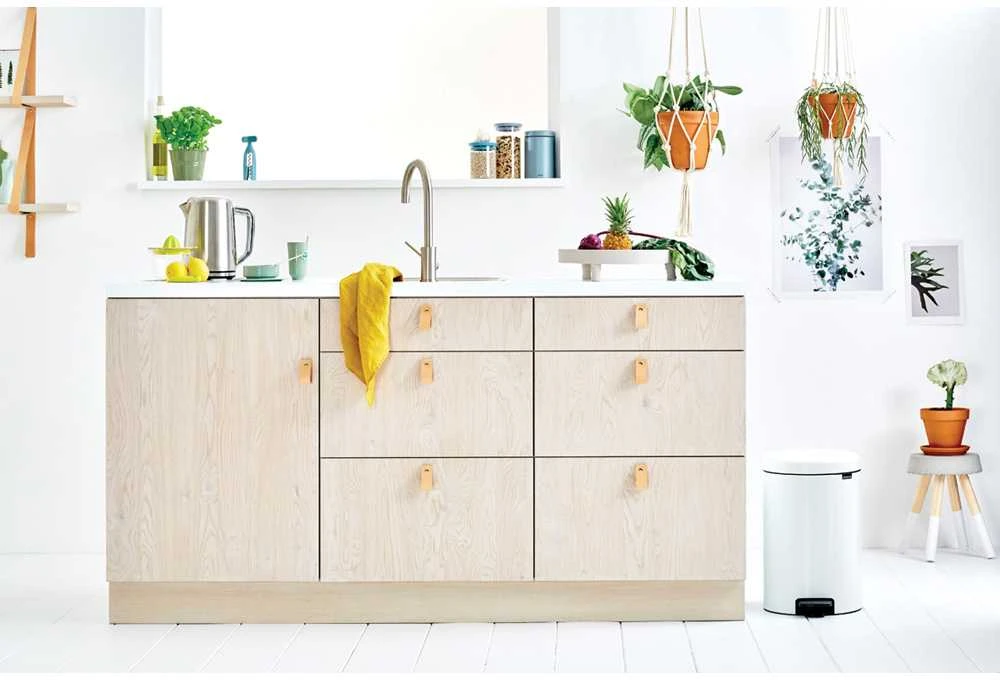 Brabantia Šiukšlių dėžė atidaroma koja, 20 L
