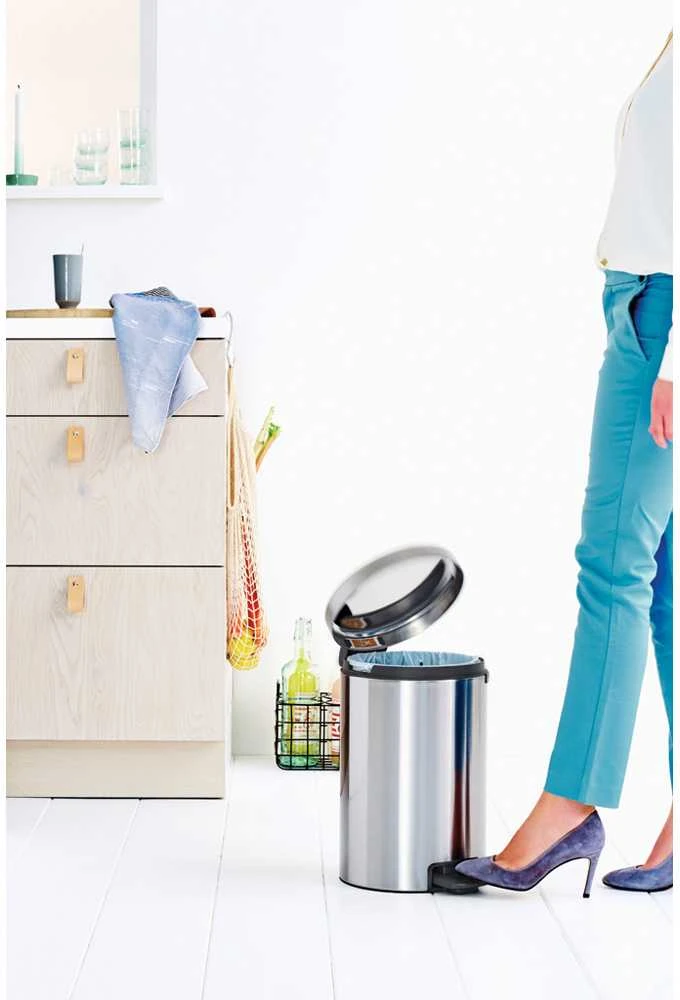 Brabantia Šiukšlių dėžė atidaroma koja, 12 L