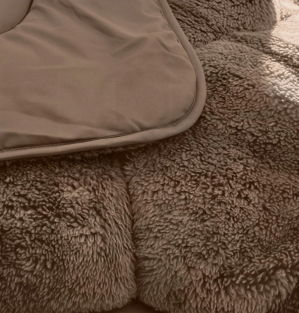 Patalynės komplektas Sleeptime pliušinė antklodė su užvalkalu 2in1 Lazy Teddy – ruda minkšta, šilta, antialerginė (200x220cm)