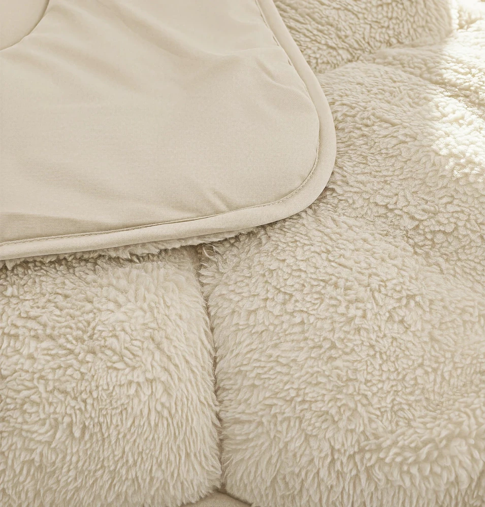 Patalynės komplektas Sleeptime pliušinė antklodė su užvalkalu 2in1 Lazy Teddy – kreminė minkšta, šilta, antialerginė (140x200cm)