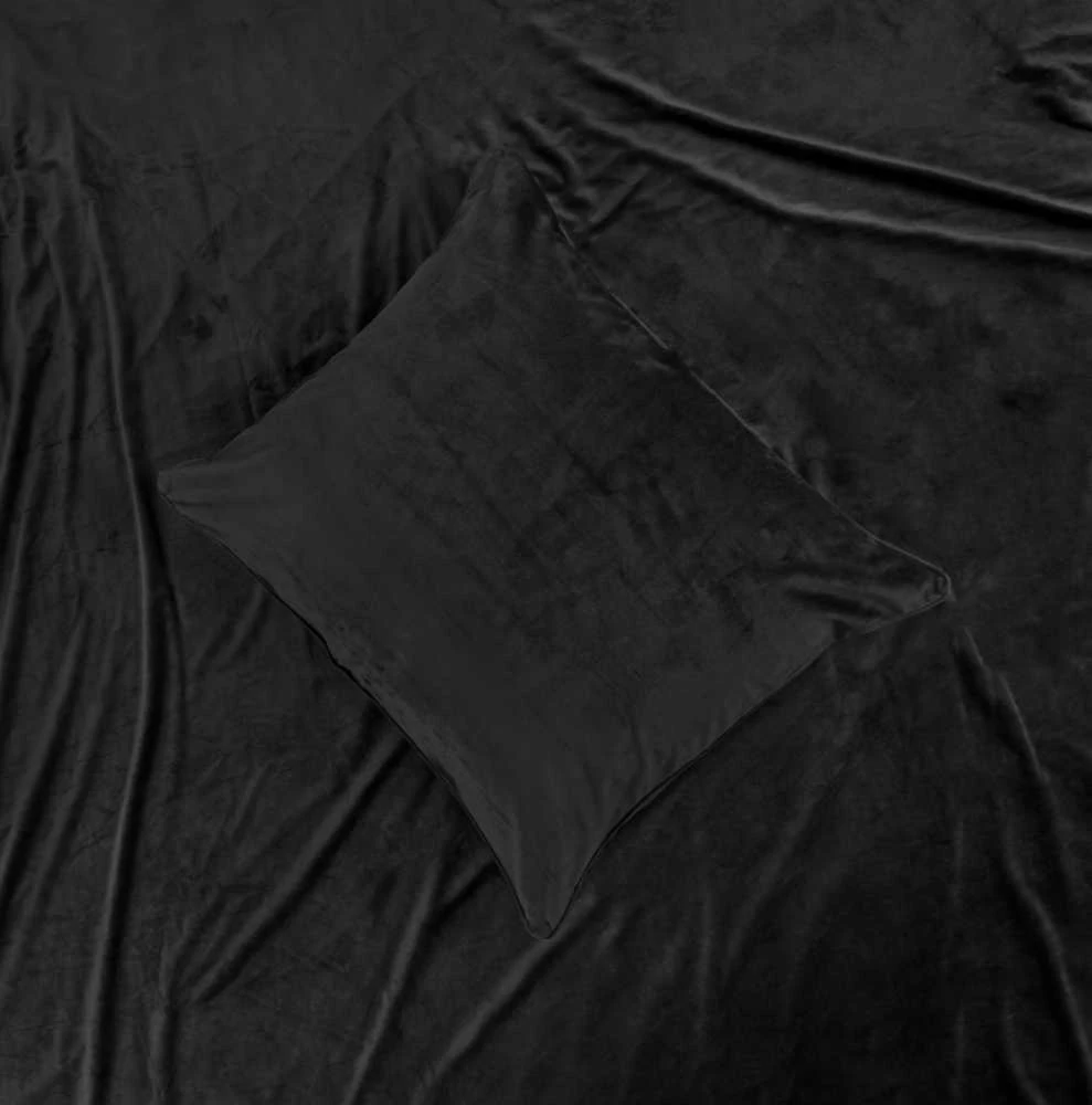 Patalynės komplektas Veliūrinė patalynė Sleeptime Velvet Uni juodos spalvos 200×220 cm, su 2 pagalvių užvalkalais