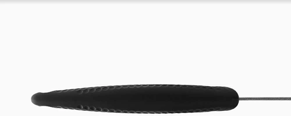Samura GOLF Stonewash Santoku 180 mm – AUS-8 58 HRC, juodas ergonom. rankena, universalus virtuvės peilis