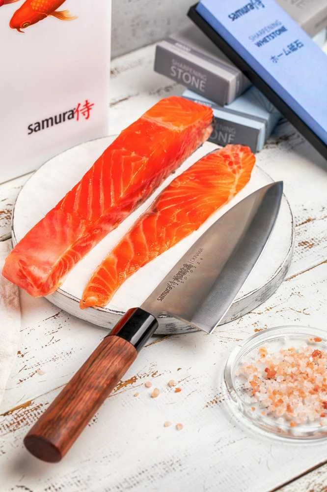 Samura OKINAWA universalus virtuvės peilis Deba 6,7"/170mm iš AUS 8 japoniško plieno 59 HRC