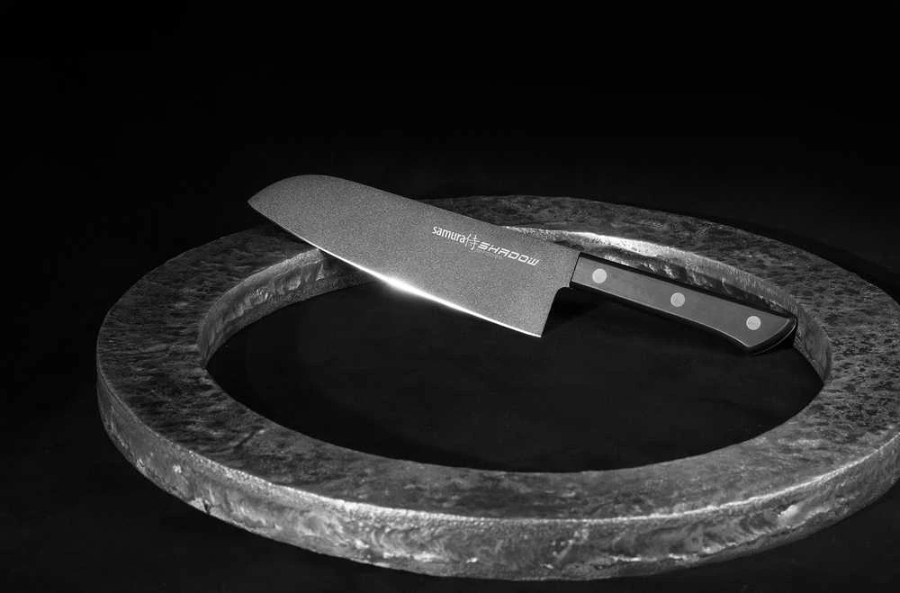 Samura SHADOW Universalus Santoku peilis su juoda nepridegančia danga 7,0"/175mm iš AUS 8 japoniško plieno 59 HRC