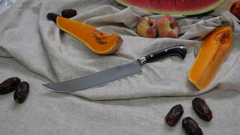 Samura SULTAN 21 cm pjaustymo peilis „Pichak“ – profesionalus, aštrus, juodas, ilgaamžis