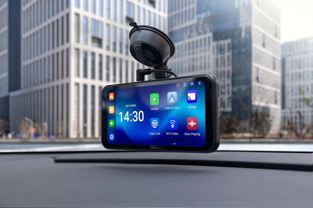 Neoline Smartway 4K 2160p + 1080p dviejų kamerų vaizdo registratorius su Android Auto ir Apple Carplay