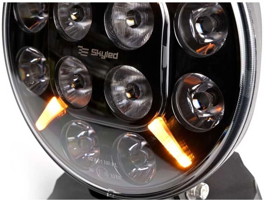 Halogenas SKYLED Jupiter 7x7 (60W, dvigubos pozicijos R112)